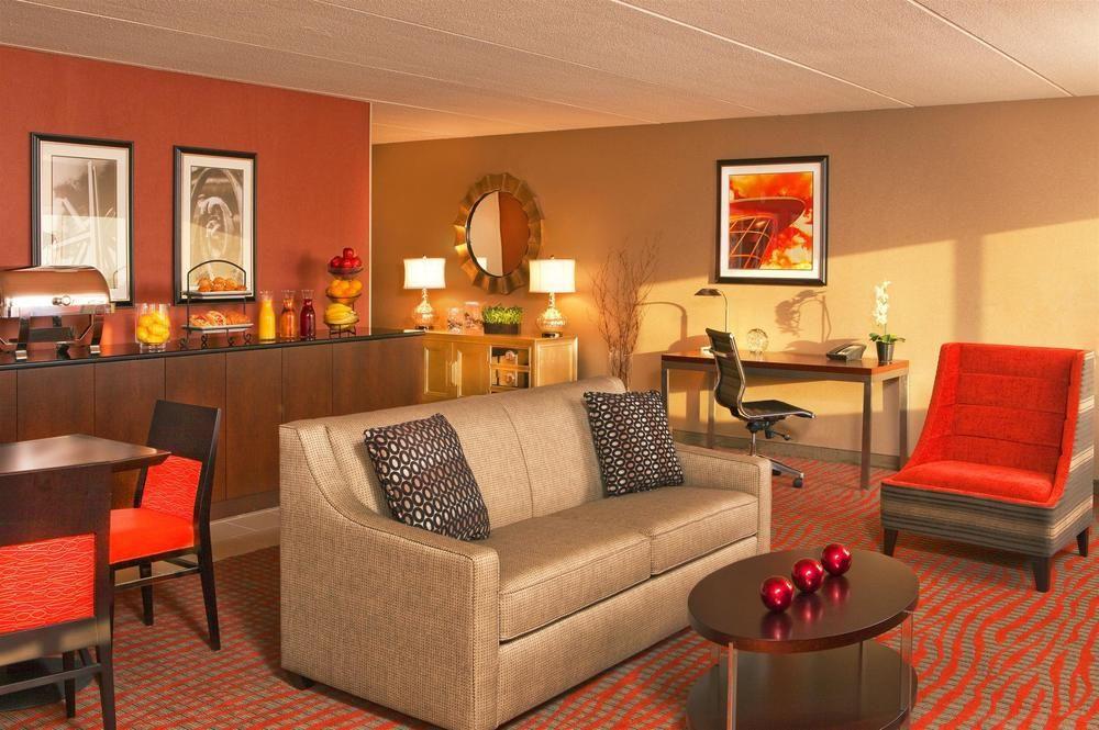 Four Points By Sheraton Milwaukee North Shore Brown Deer Εξωτερικό φωτογραφία